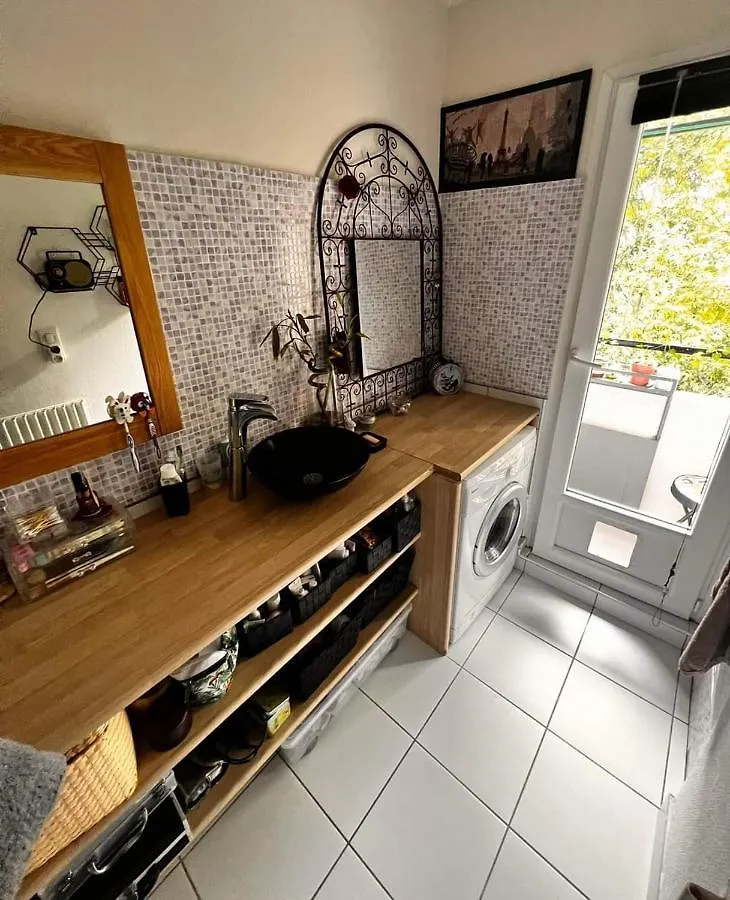 Charmant Appartement A Deux Pas Du Centre Historique Quimper Apartment