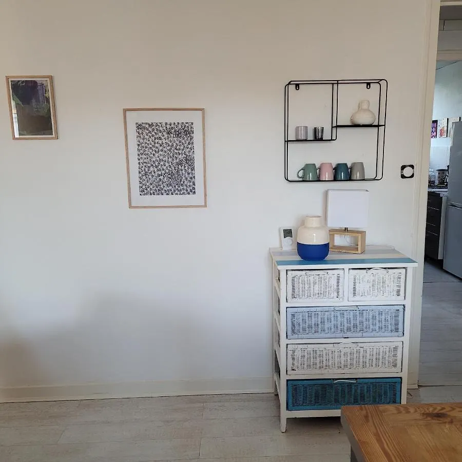 Charmant Appartement A Deux Pas Du Centre Historique Quimper 0*,  France