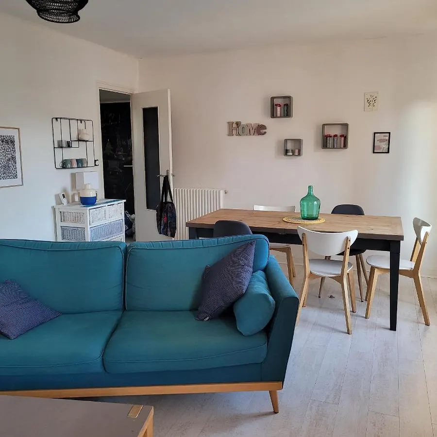 Charmant Appartement A Deux Pas Du Centre Historique Quimper Apartment